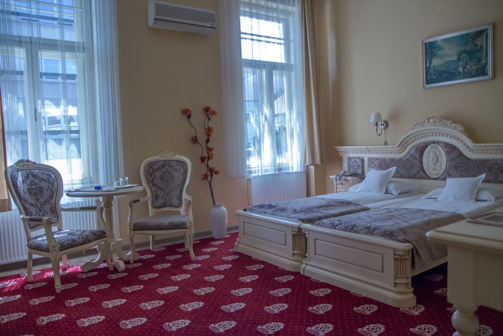 Hotel Astoria Satu Mare Exterior foto